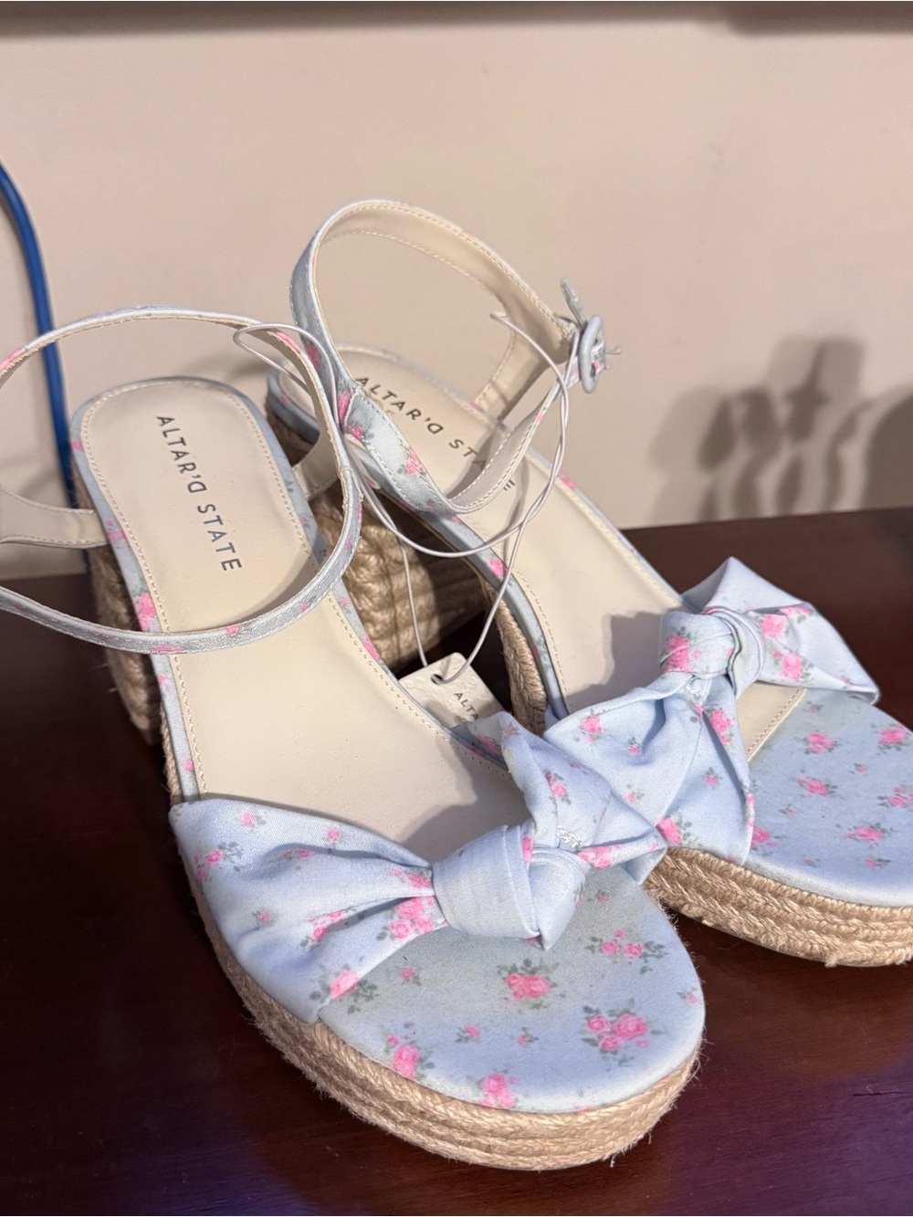 Floral wedges. NWT. Size 10. Altar’d State